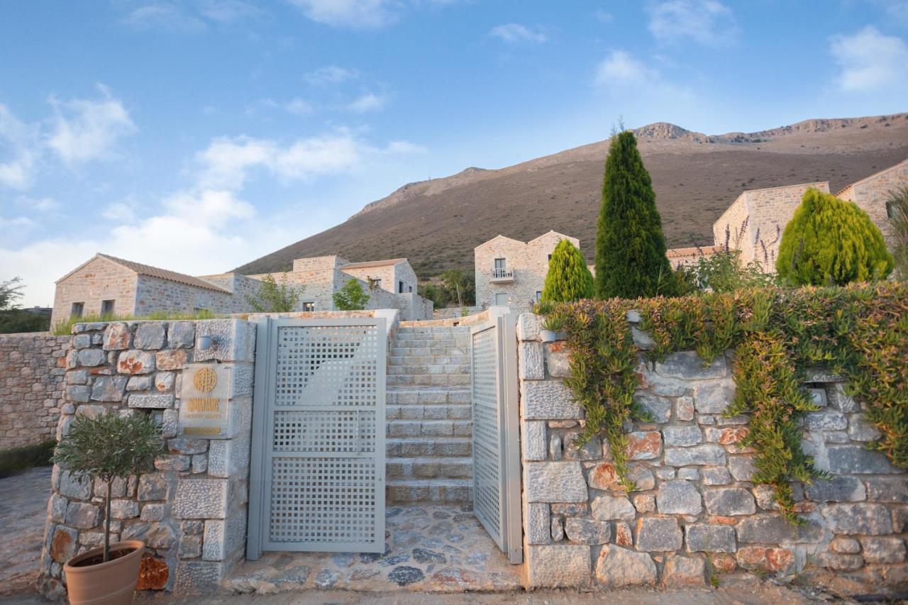Armantanis Luxury Suites Areopoli Eksteriør billede