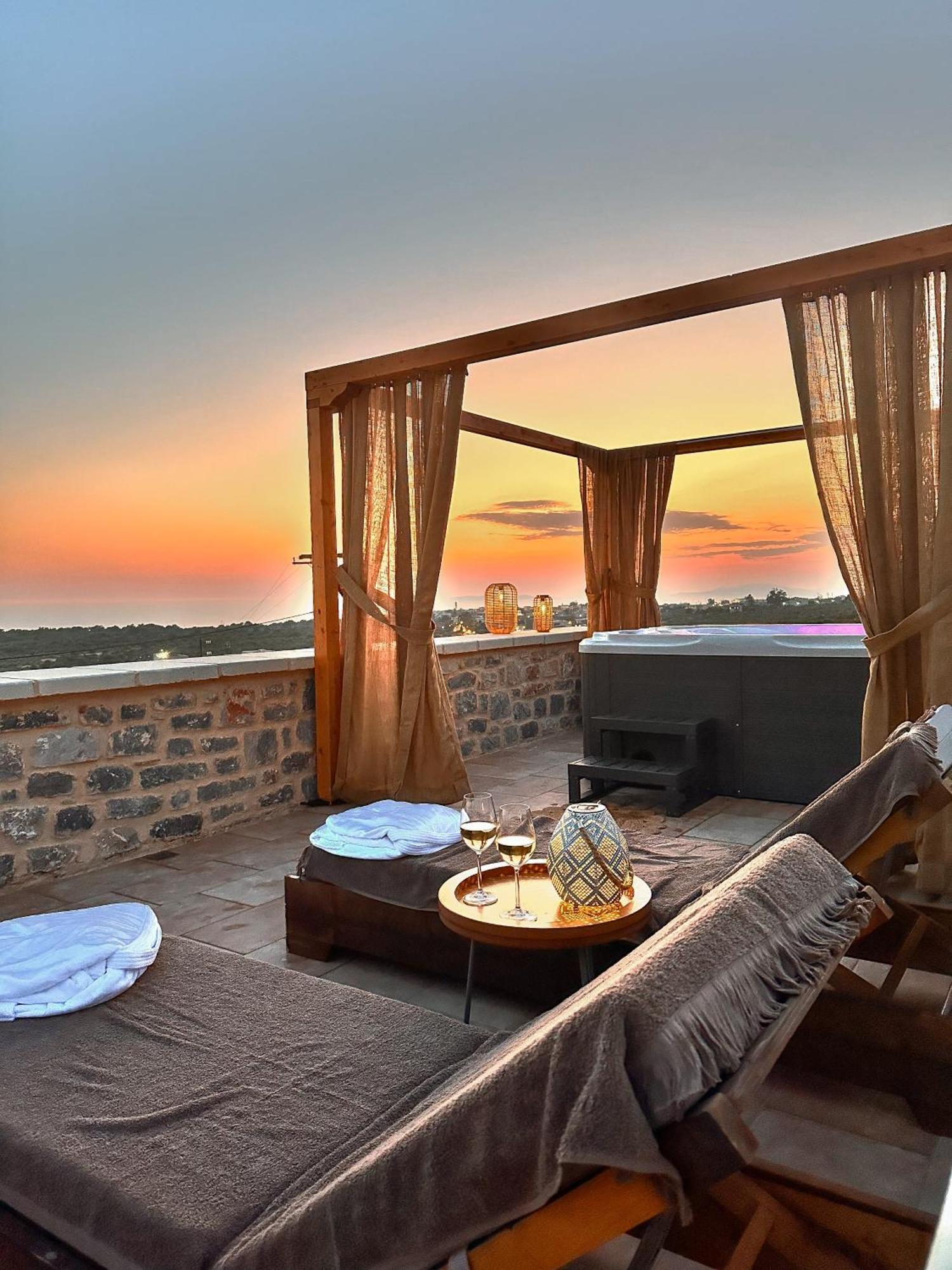 Armantanis Luxury Suites Areopoli Eksteriør billede